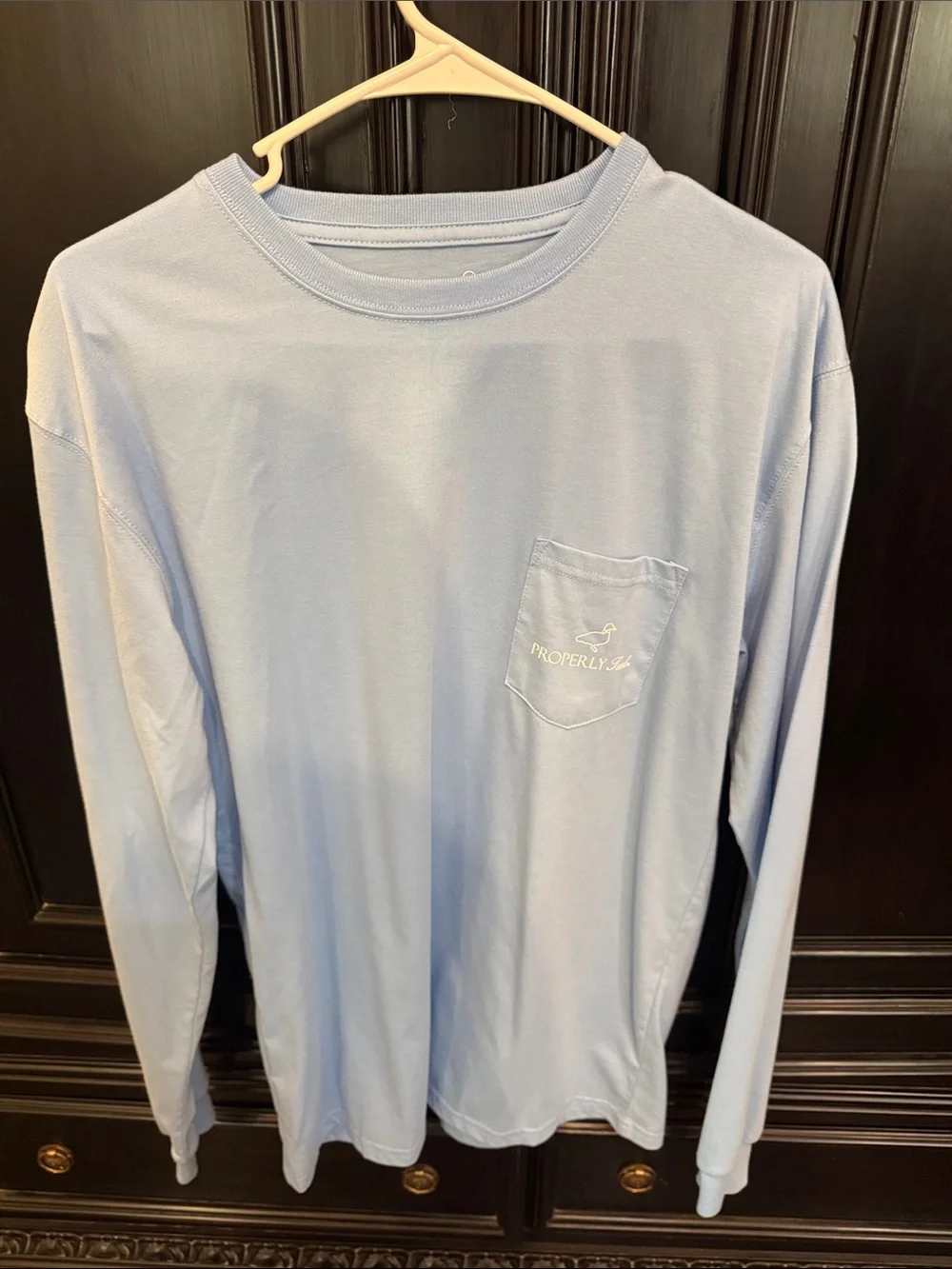 Properly Tied Light Blue Long-Sleeve Fish Graphic Tee men’s medium